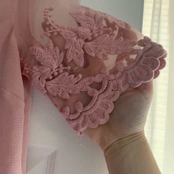 Lulu’s Embroidered Top - S - Picture 3 of 4